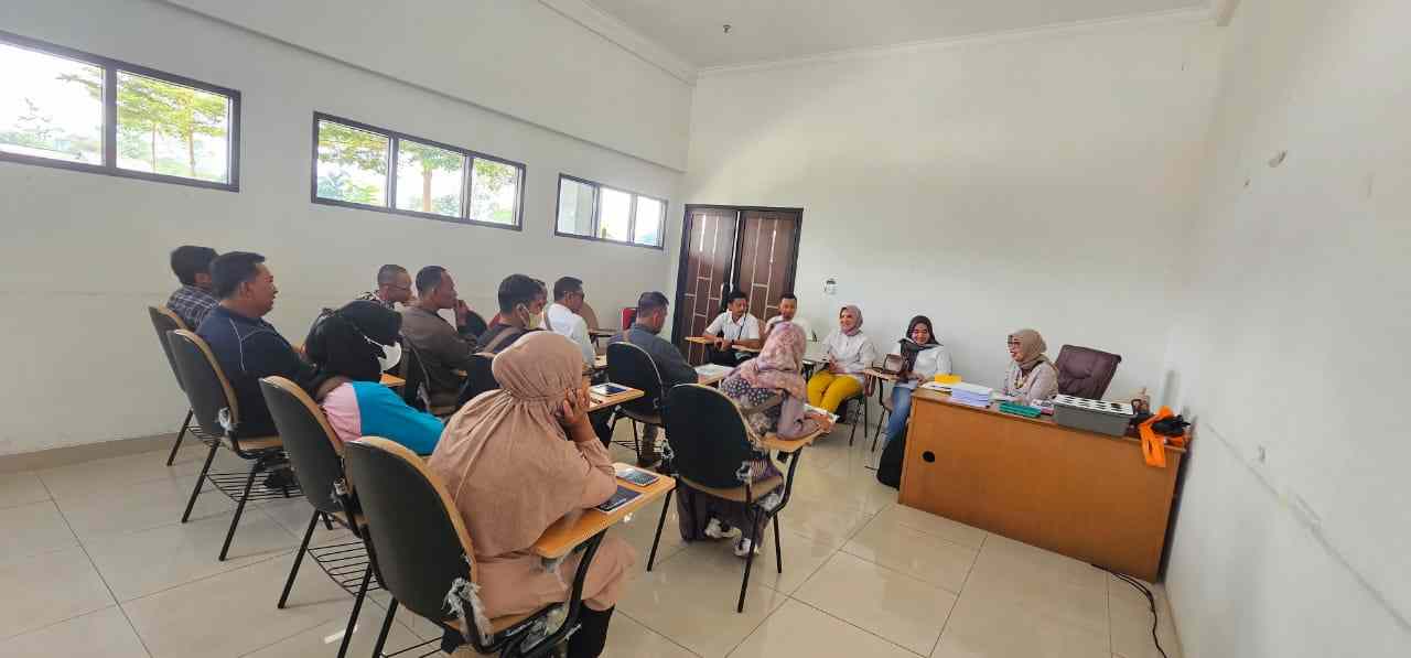 Gallery of Technical Guidance and Competency Test for BNSP Professional Certificate LAUNDRY ATTENDANT BPVP Bandung Barat